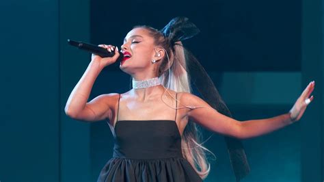 Ariana Grande – No Tears Left To Cry (Live At Billboard Awards 2018 ...