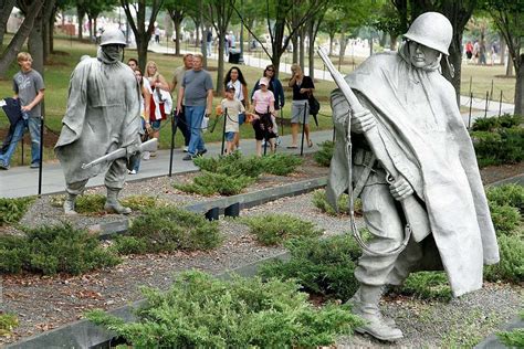 Photos of the Korean War Veterans Memorial