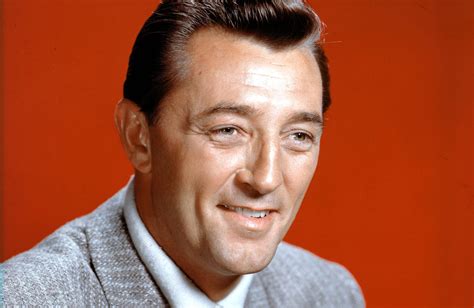 Robert Mitchum's Instagram, Twitter & Facebook on IDCrawl