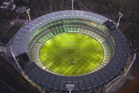 FULL WALLPAPER: 4. Melbourne Cricket Ground (100,000)