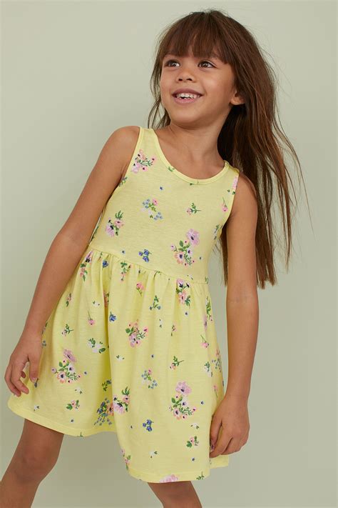 Sleeveless Jersey Dress - Light yellow/floral - | H&M CA | Girls yellow dress, Little girl ...