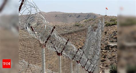 Pakistan to Trump: Pay for our border fence to reduce terrorism - Times of India