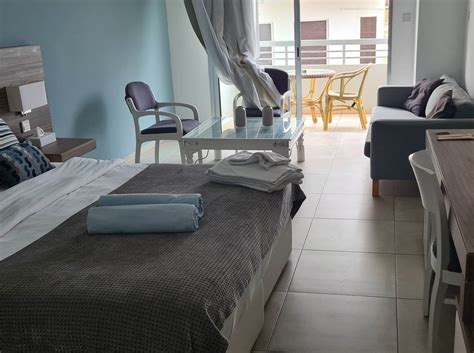 TUI BLUE Atlantica Sea Breeze - Room with Adaptations for Disabled People | AccessAble