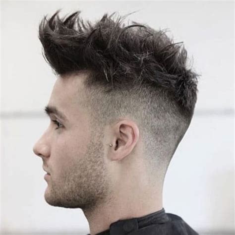 19 College Hairstyles For Guys