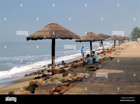 CHERAI BEACH IN KERALA Stock Photo - Alamy