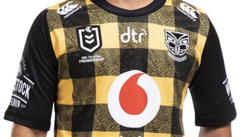 NRL: Warriors' head-turning jersey polarises fans | Newshub