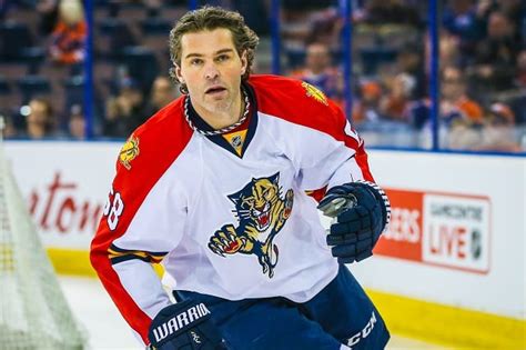 Jaromir Jagr Married, Wife, Kids, Girlfriend, NHL Career - Networth Height Salary