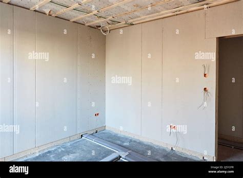 Corner in room and room in house building with plasterboard walls Stock ...