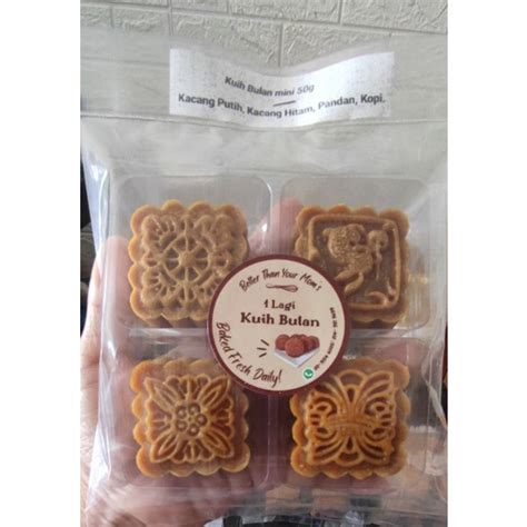 Halal Kuih - Bulan 1 pack / 4 biji | Shopee Malaysia