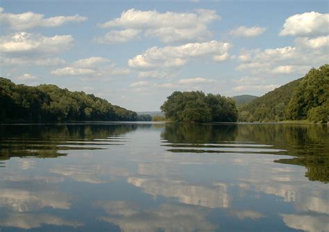 LARRY'S RAMBLE: Upper Delaware River Scenic and Recreational Area....