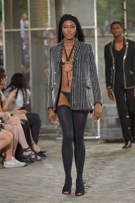 Naomi Campbell Runway Photos | POPSUGAR Fashion