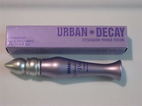 MarsMunster Makeup: Depotting Urban Decay Primer Potion