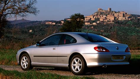 Coche del día: Peugeot 406 Coupé - espíritu RACER