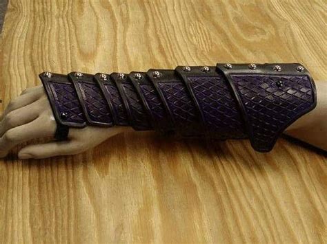 Leather Armor Deluxe Scaled Gauntlets Leather Gauntlet, Gauntlet Gloves, Leather Bracers ...