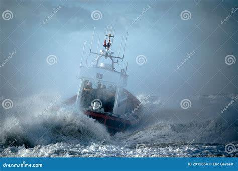 Coast Guard During Storm Stock Images - Image: 2912654