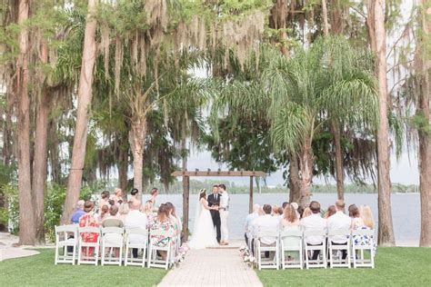 Orlando Wedding Photographer | Paradise Cove Venue