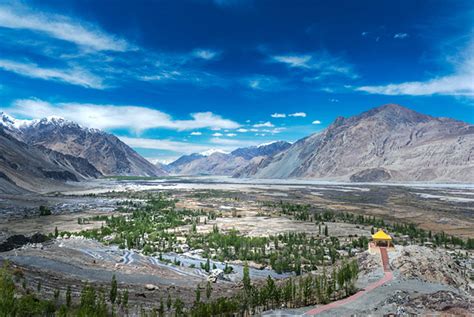 How to Reach Nubra Valley in Ladakh: Best Ways to Reach Kashmir’s ...