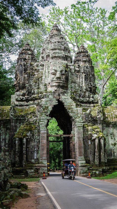 Pancha Bhoota Stalam: Temples Signifying 5 Elements Of Nature