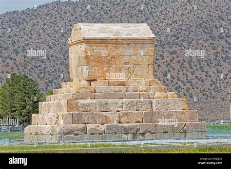 Pasargad Great Cyrus tomb Stock Photo - Alamy