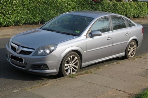 Vauxhall Vectra (2002 - 2008) - Owners' Reviews | Honest John