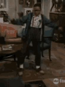 Steve Urkel Dance GIFs | Tenor