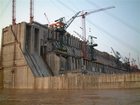 World's Biggest Dam -Three Gorges in Construction pics ~ MyClipta