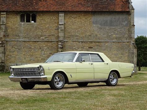 Lot 327 - 1966 Ford Galaxie 500 Four-Door Fastback