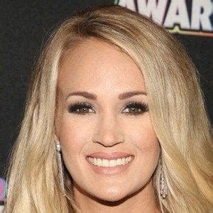 Carrie Underwood - Bio, Facts, Family | Famous Birthdays