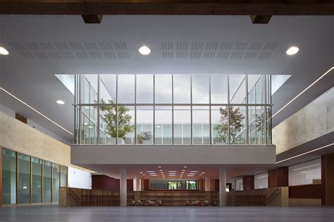 Chiarano Primary School / C+S Architects | ArchDaily