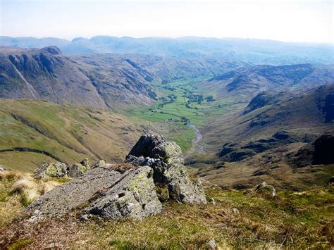 Looking down Great Langdale : Photos, Diagrams & Topos : SummitPost