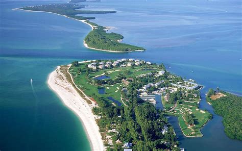 Florida's Sanibel Island: What to See, Do and Eat | Travel + Leisure