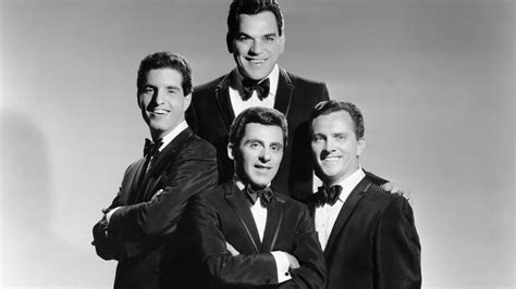 [100+] Frankie Valli And The Four Seasons Pictures | Wallpapers.com