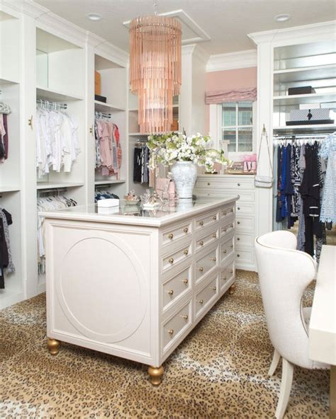 10 Walk In Closet Organization Ideas | Home Design | Jennifer Maune