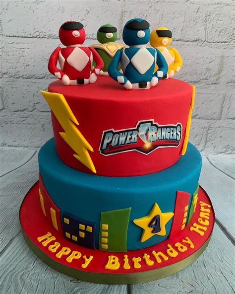 Nicola on Instagram: “Here’s a fun Power Rangers cake for Henry’s 4th ...