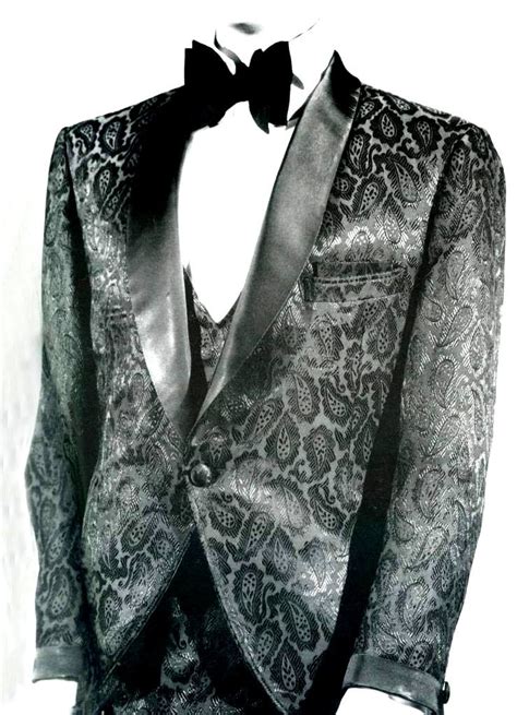 Elvis wedding suit ( 1967 ) | Elvis wedding, Wedding venue los angeles, Wedding outfit men