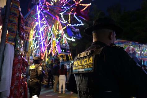 Feria De Jocotenango Con Presencia De PNC Para Cuidar A Los Visitantes - La Red 106.1 FM