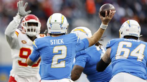 Chargers-Chiefs Game Recap: Bolts complete tank, lose 5th straight to ...