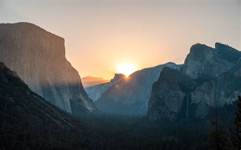 Sunrise Sunlight Yosemite National Park California 5K Preview ...