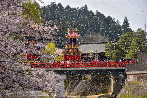 Takayama Spring Festival | Travel Japan - Japan National Tourism ...