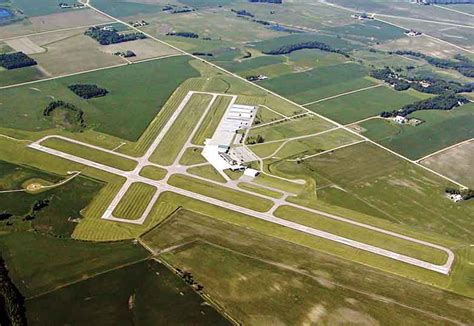 MANKATO-AIRPORT-by-GaryChambers | Midwest Flyer – General Aviation Magazine