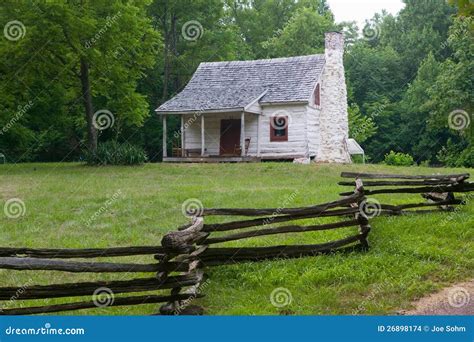 White Log Cabin Stock Images - Image: 26898174