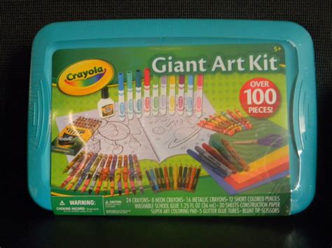 Crayola Giant Art Kit. Big!!!