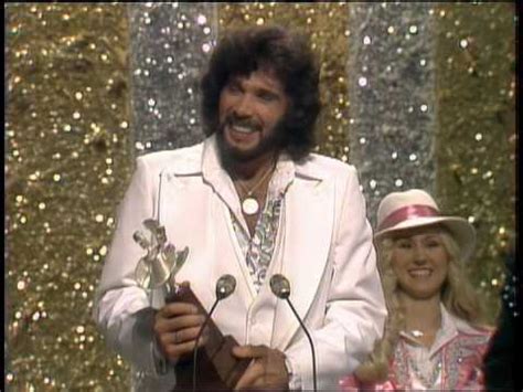 Eddie Rabbit Wins New Male Vocalist - ACM Awards 1978 - YouTube