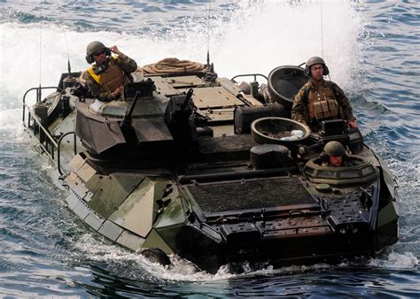 Marine Corps, Military Vehicles, The Well, Armor, Deck, The Unit, Photos, Amphibious Vehicle ...