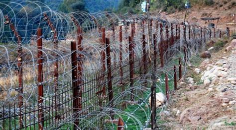 Pakistan national held for crossing Jammu and Kashmir border | India ...