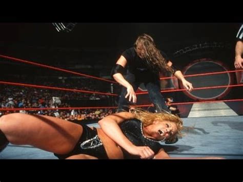 WWF No Way Out 2001: Trish Stratus vs Stephanie McMahon Highlights - YouTube