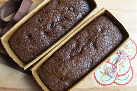 Playing with Flour: Chocolate gingerbread loaf cake