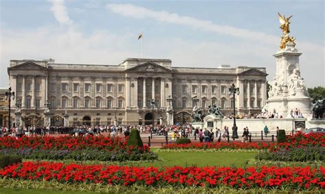 Buckingham Palace: come visitare la residenza di Re Carlo III a Londra - QUI LONDRA