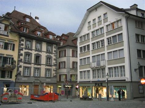 Luzern - Old town Old Town, Switzerland, Beautiful Places, Towns, Multi Story Building, June ...