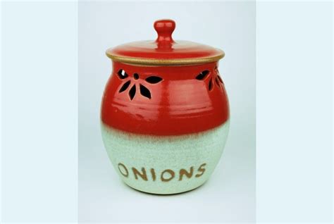 Onion Pot | Canterbury Pottery